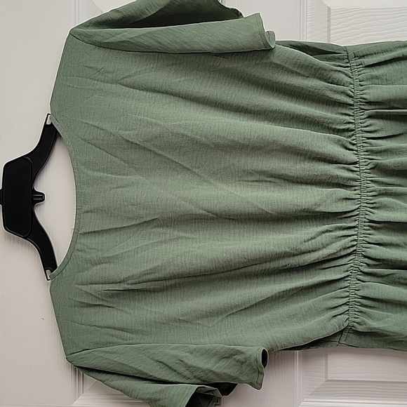 Shein V Neck Dress - Picture 9 of 12